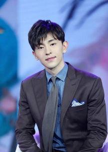 圈内爆料邓伦上小学,圈内爆料引发热议 第1张 圈内爆料邓伦上小学,圈内爆料引发热议 第1张