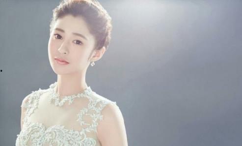 李心艾唐嫣最新爆料,揭秘娱乐圈幕后真相